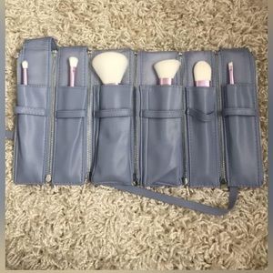 Quo lilac makeup brush set